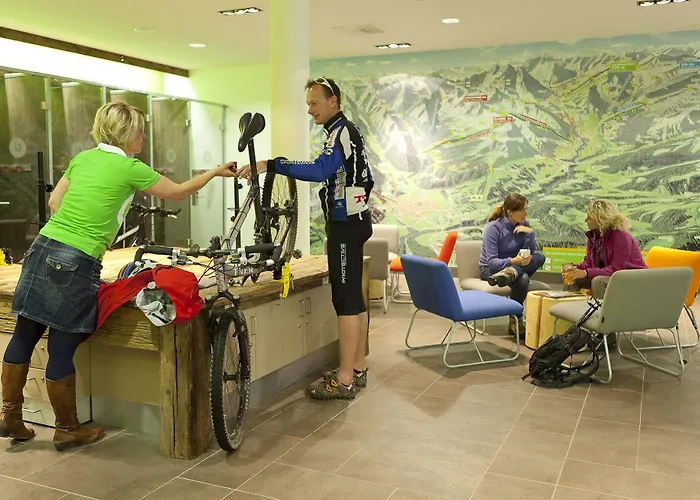 Explorer Kitzbühel Hotel 4*