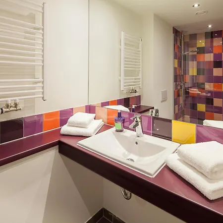Explorer Kitzbuehel Otel 4*